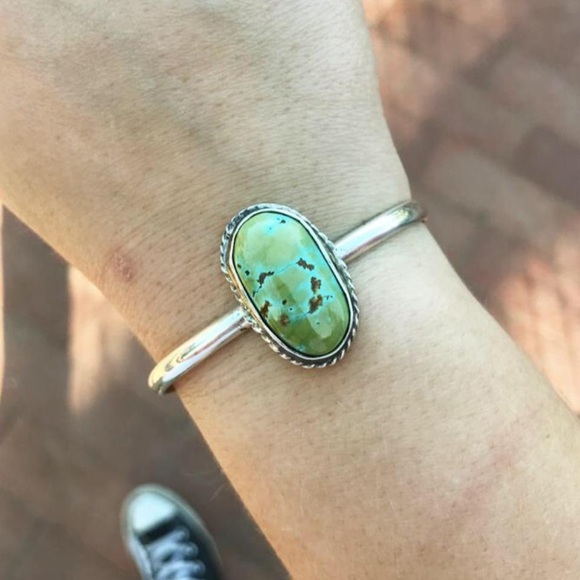 Turquoise sterling cuff - Picture 3 of 3